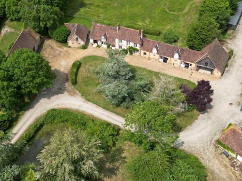 Saint-Antonin-de-Sommaire Bed & Breakfast | Lodges de la Ferme de la Chaise