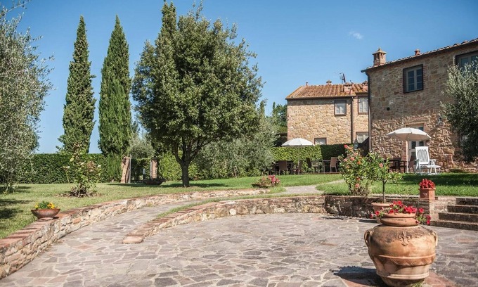 Montaione Apartment | Lodging in Montaione,pool,children pool,quiet location,children friendly, sl3