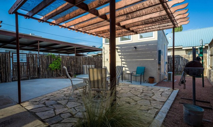 Alpine Apartment | Loft 3 - Downtown, ground level