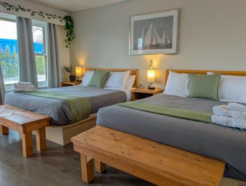 Ste Anne de Beaupre Apartment | Loft 6 - 2 min du Bord de l'eau Foyer & Barbecue