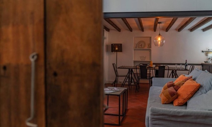 Nimes City Centre Apartment | 🏛️ Loft at Maison Carrée - 2/4 people- ⭐