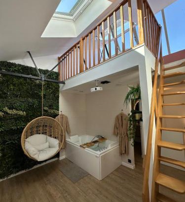 Republique Apartment | Loft avec Jaccuzi