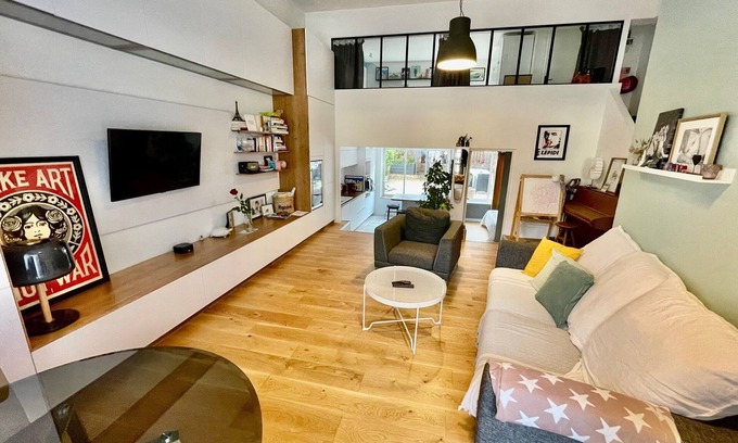 Castelnau-le-Lez Apartment | Loft Avec Jardin, Parking, Clim et Wifi, Proche Centre Ville, Idéal Pour Famille