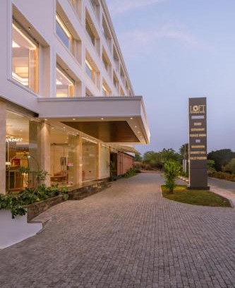 Kakkanad Hotel | Loft Business Hotel