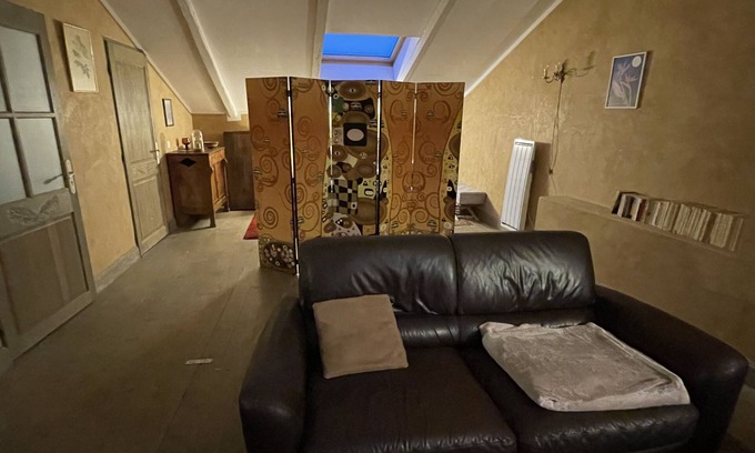 Caderousse Apartment | Loft Dans un Grand mas Avec Piscine