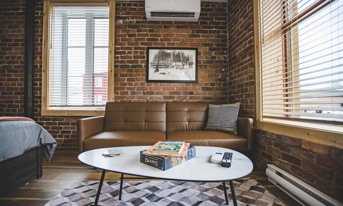 Saint-Raymond Apartment | Loft for the traveling worker