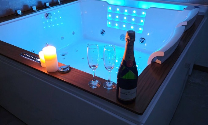 Saint-Valery-en-Caux Apartment | Loft "le Chic" - Jacuzzi King Size