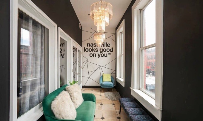 Downtown Nashville Apartment | Loft Over Broadway Strip