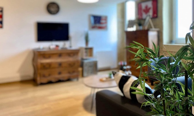 Commes Apartment | Loft Overlord by Melrose