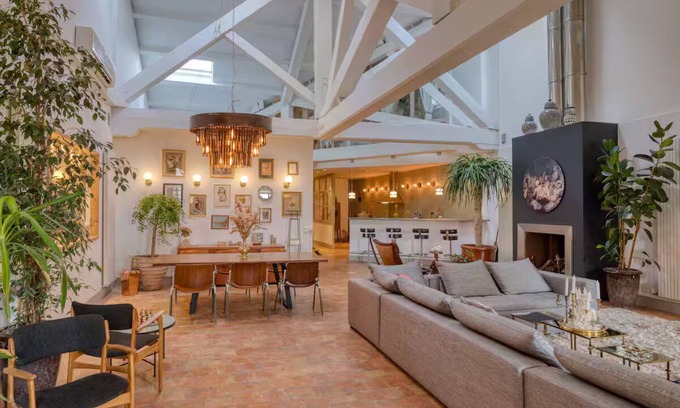 6th Arrondissement Apartment | Loft Paradis - Hyper Centre & Boat on request