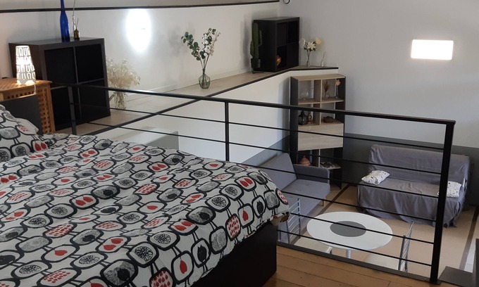 Collobrieres Apartment | Loft-style studio facing the river in the village of Collobrières