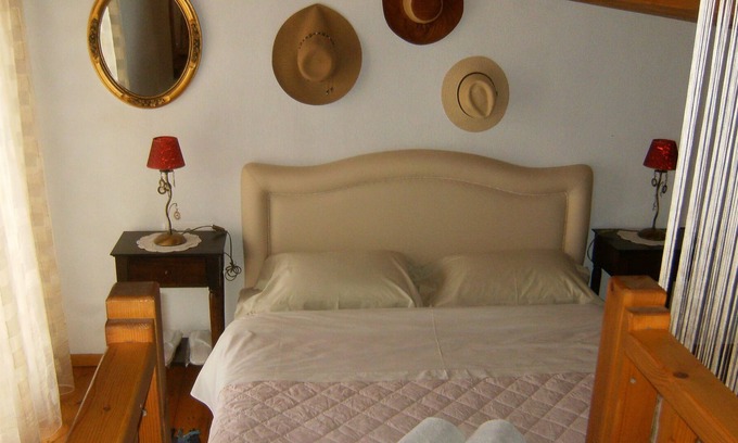 Skiathos Apartment | Loft Suite in Skiathos Town
