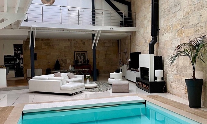 Chartrons House | Loft with garden and indoor pool Bordeaux center