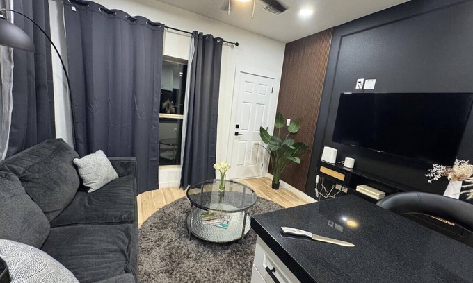Arlington House | Lofts at Arlington – Unit 2