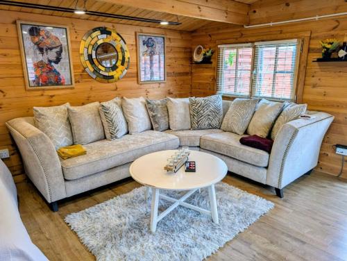 Gillingham House | Log Cabin