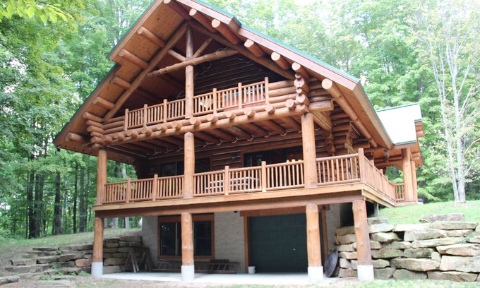 Northeast Michigan Cabin | Log cabin in the woods