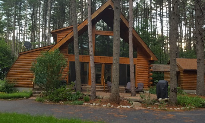 Warrensburg Cabin | Log Cabin on the Hudson