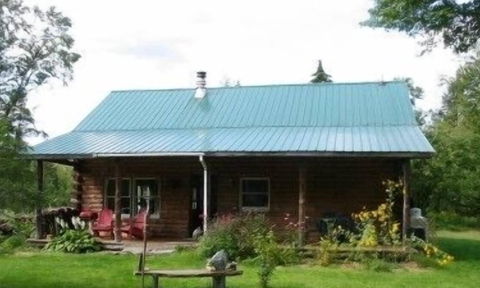 Morrisville Cabin | Log Cabin, Organic, Holistic, Living with Nature! the Real Vt - Pets Welcome!!!