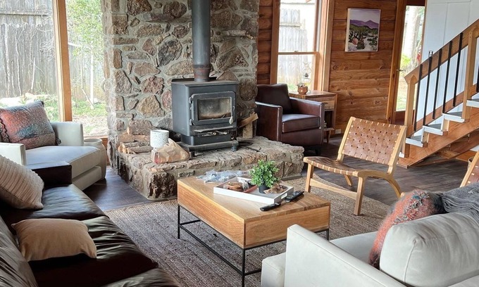 Heber Springs Cabin | Log Cabin with the Best Views of the Little Red River
