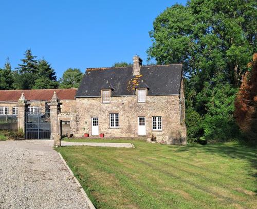 Gonneville-le-Theil House | Loge de la Saire