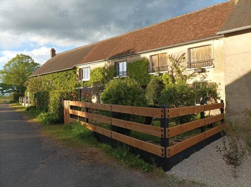 Sainte-Gemme-en-Sancerrois House | Logement authentique à proximité de Sancerre