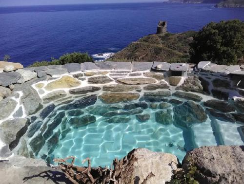 Pino House | Logement de charme avec piscine privative