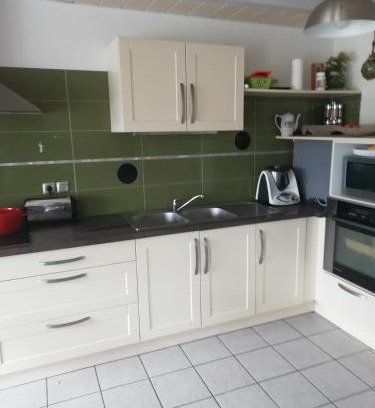 Mael-Carhaix House | logement pour vieilles charrues
