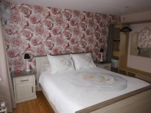 Heist House | Logies 't Eenvoud - Simple Rooms - Stilte, Rust & Herbronning aan Zee