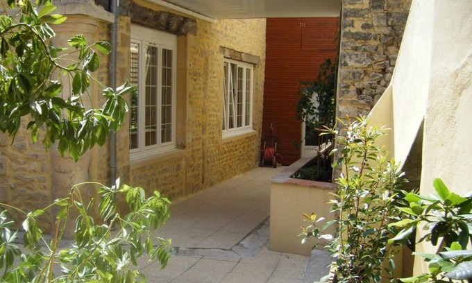 Bayeux Bed & Breakfast | Logis de Saint-Jean