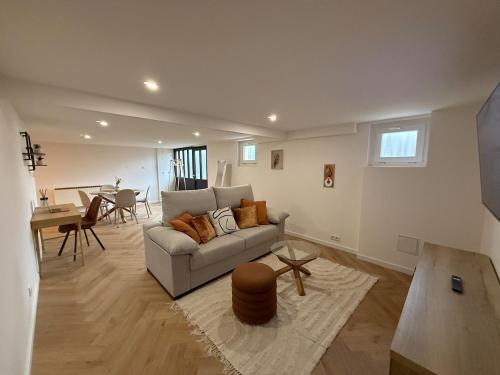 Chalonvillars Apartment | Logis en campagne avec piscine