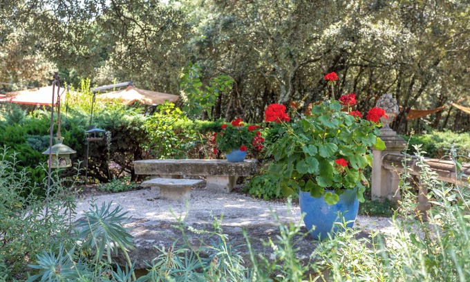 Grignan Hotel | Logis Hôtel La Bastide de Grignan & Restaurant La Chênaie