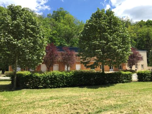 Bruere-Allichamps Hotel | Logis Hôtel Les TILLEULS