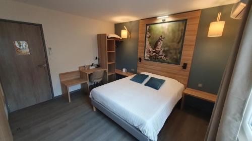 Lavaur Hotel | Logis Hôtel - Les Pasteliers
