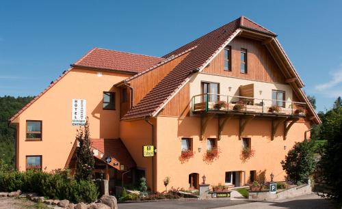 La Broque Hotel | Logis Hôtel Restaurant Neuhauser
