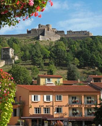 Prats-de-Mollo-la-Preste Hotel | Logis Hotel Restaurant Le Bellevue