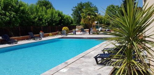 Thonac Hotel | Logis Hotel Archambeau