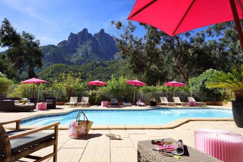 Porto Hotel | Logis Hotel Le Lonca