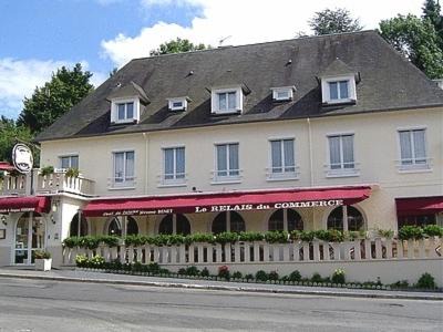 Pont-d'Ouilly Hotel | Logis Hotel Restaurant Du Commerce