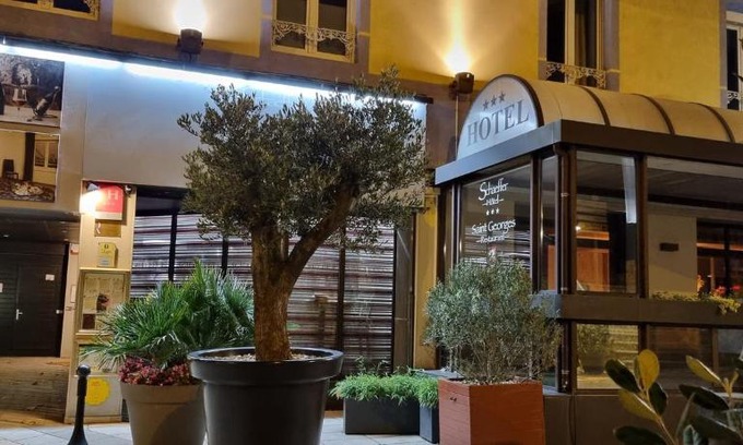 Serrieres Hotel | Logis Hotel Schaeffer- Restaurant Le Saint Georges