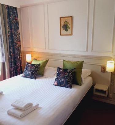Saint-Vallier-de-Thiey Hotel | Logis Le Relais Imperial