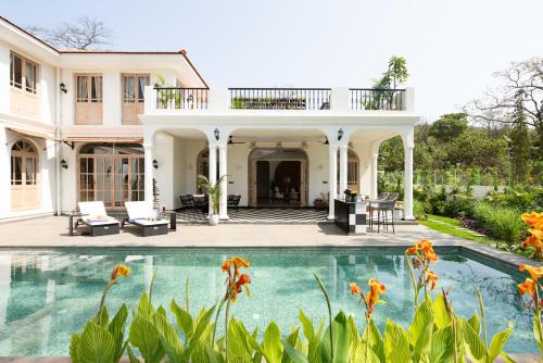 Assagao Villa | LohonoStays Villa Feliz