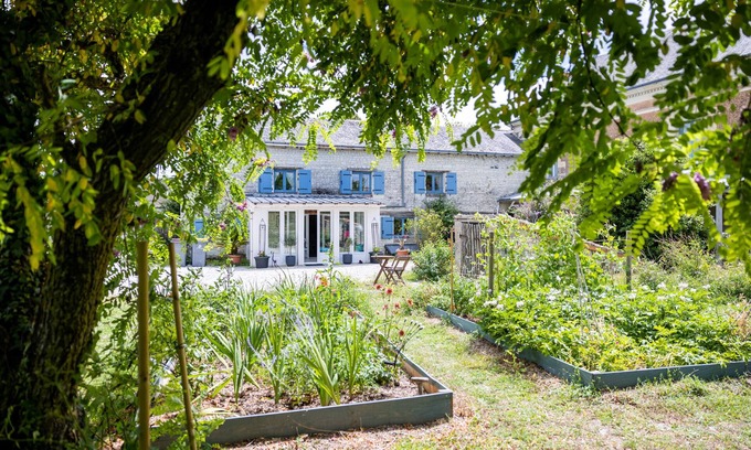 La Roche-Rigault Cottage | Loire Valley luxury gite with heated pool