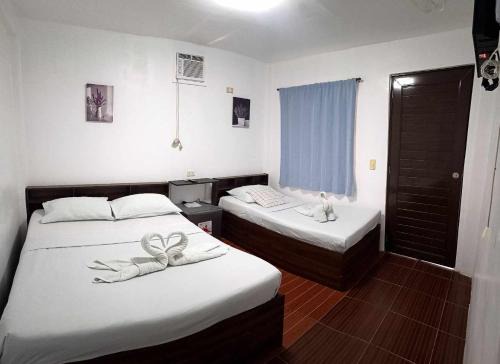 Boracay Island Hotel | Lola's Lodge