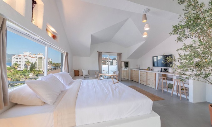 Marmaris City Center House | L’olive Homes bohemian penthouse