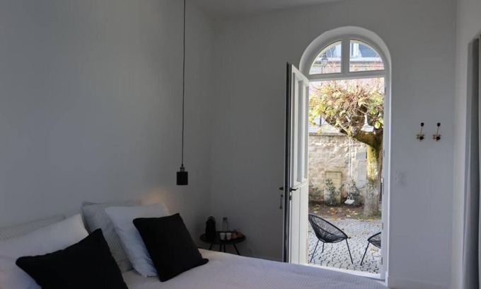Parmain Bed & Breakfast | Lomalia - Double room with garden view