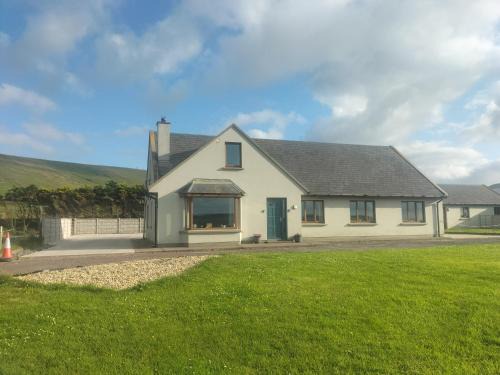 Portmagee House | Lomonagh Lodge Portmagee