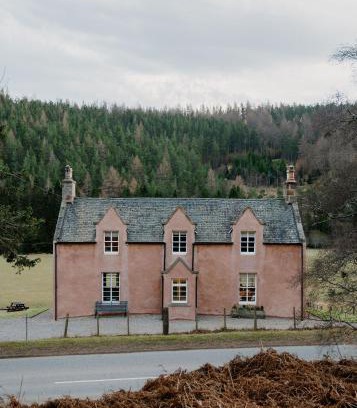 Strathdon House | Lonach Coaching Inn
