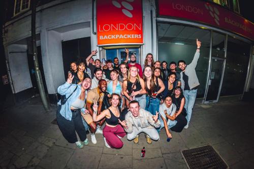 Hendon Hostel | London Backpackers Youth Hostel 18 - 35 Years Old Only