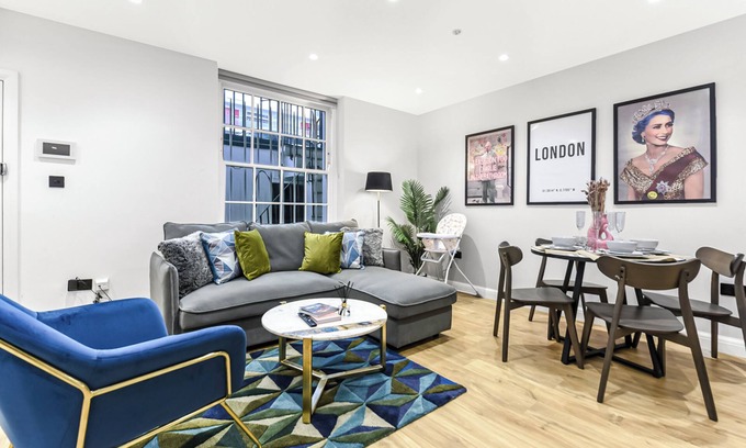 Tachbrook Apartment | London Calling: 2BR Flat with Chic London Flair