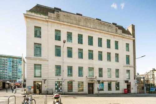Woolwich House | London City Hotel